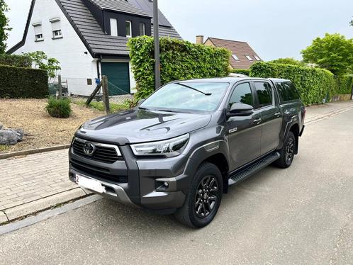 Toyota Hilux 2022 Invincible Full Option 49628km, Auto's, Bestelwagens en Lichte vracht, Particulier, 4x4, ABS, Achteruitrijcamera