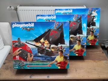 Playmobil 5238 : Bateau Pirates avec Moteur Submersible (pri