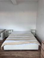 bed met nachtkastjes, Ophalen, Gebruikt, Tweepersoons, Wit
