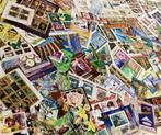 1.000 feuilles de timbres - Thèmes variés - Bon mélange, Enlèvement ou Envoi