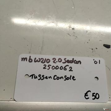Mercedes W210 2001  sedan   2500062    Middenconsole Armsteu beschikbaar voor biedingen