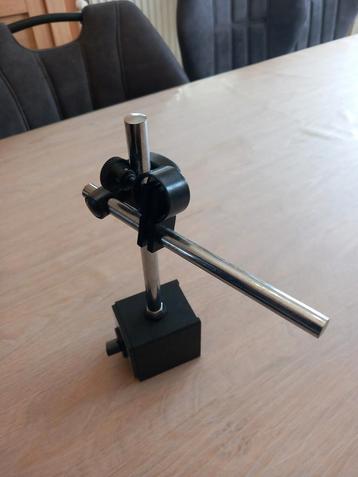 trusquin support comparateur  beschikbaar voor biedingen