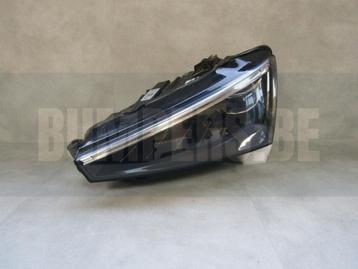 KOPLAMP SKODA SCALA FULL LED 19-23 657941015A LINKS beschikbaar voor biedingen