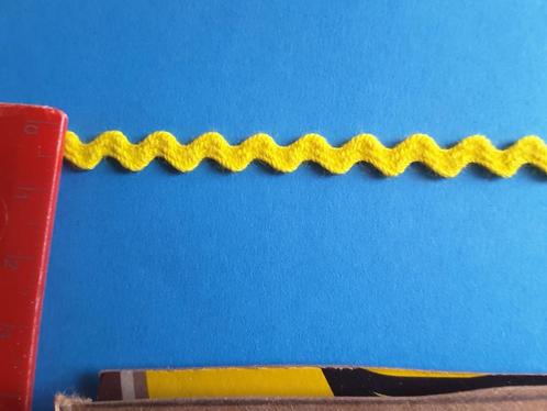 felgeel 6 mm zigzag serpentijnlint GS0620, Hobby en Vrije tijd, Naaien en Fournituren, Nieuw, Ophalen of Verzenden
