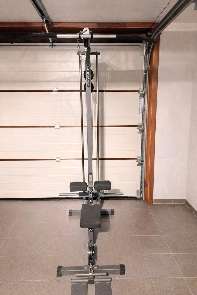 Finnlo Lat Pulldown, Sport en Fitness, Fitnessapparatuur, Zo goed als nieuw, Krachtstation, Armen, Rug, Overige materialen, Ophalen of Verzenden