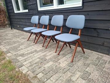 4 vintage van teeffelen siccor chairs beschikbaar voor biedingen