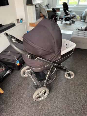 Bebecar Ip-Op kinderwagen met reiswieg en zitje beschikbaar voor biedingen