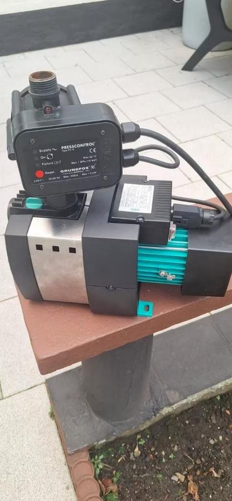 Wilo HiMulti 3-23 waterpomp, Tuin en Terras, Waterpompen, Zo goed als nieuw, Elektrisch, Dompelpomp, Ophalen