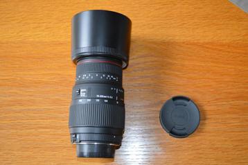 Sigma 70-300mm F4-5.6 APO TELE and MACRO zoom lens for NIKON, Audio, Tv en Foto, Foto | Lenzen en Objectieven, Ophalen of Verzenden