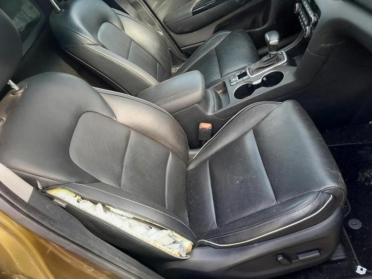 STOEL RECHTS VOOR Kia Sportage (QL) (01-2015/09-2022), Auto-onderdelen, Interieur en Bekleding, Kia, Gebruikt