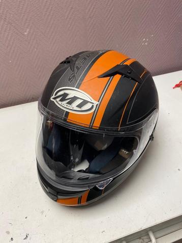 Helm moto