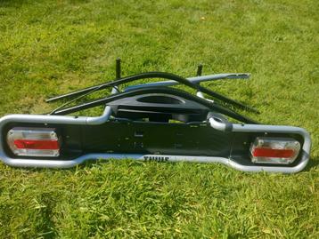 Fietsdrager Thule geschikt voor niet elektrische fietsen,, Auto diversen, Fietsendragers, Ophalen, 2 fietsen, Nieuw, Trekhaakdrager