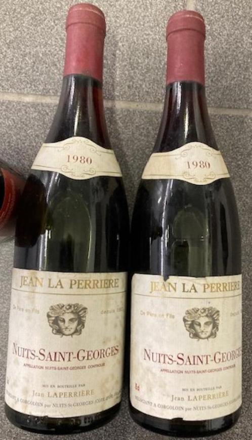 Trouvaille-2X-Vin rouge-Nuits-Saint-Georges-1980-La Perrière, Collections, Vins, Comme neuf, Vin rouge, France, Pleine, Enlèvement ou Envoi