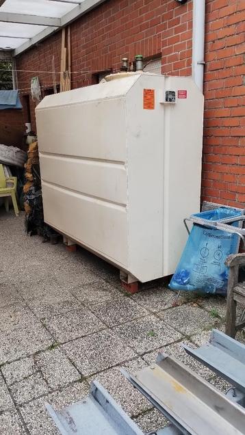 Mazouttank, Hebo, Herman Bogaerts beschikbaar voor biedingen