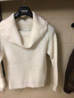 Lot de 55 vêtements et accessoires small, Enlèvement