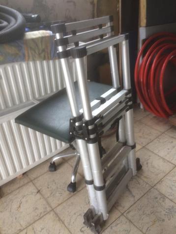 Escabelle pliable, 2 à 4 mètres, Pliable ou rétractable/escamotable, Échelle, Enlèvement