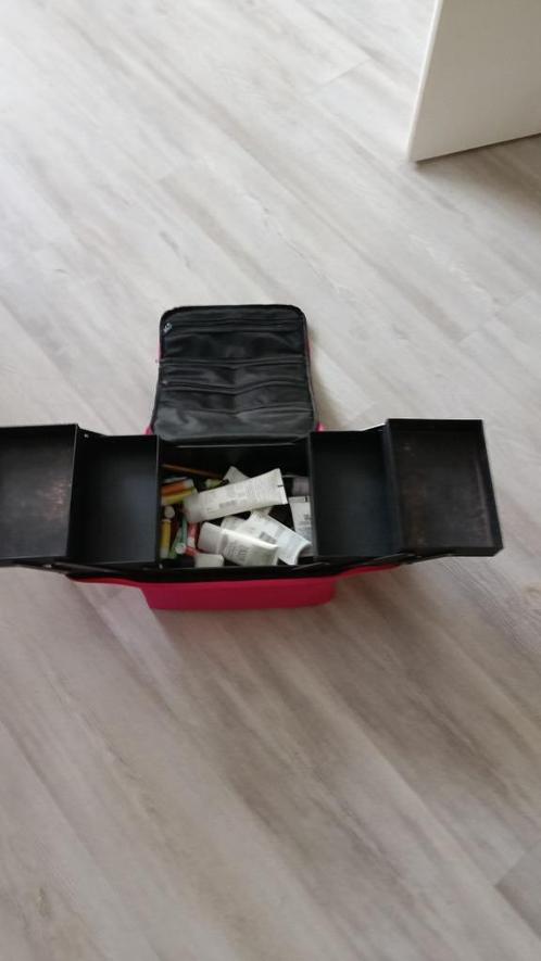 Make-upfeestje, Handtassen en Accessoires, Uiterlijk | Cosmetica en Make-up, Zo goed als nieuw, Make-up, Ogen, Overige kleuren