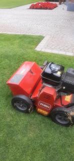 Toro doorzaaimachine en verticuteermachine, Tuin en Terras, Zitmaaiers, Ophalen, Zo goed als nieuw