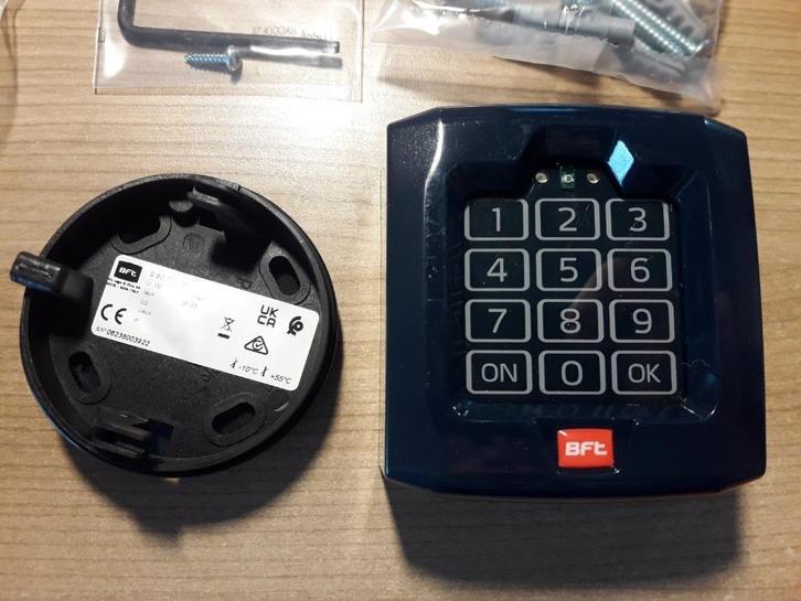 BFT codeklavier Q.BO TOUCH poort, Tuin en Terras, Tuinpoorten, Nieuw, Kunststof, Ophalen of Verzenden