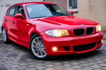 BMW 118i M Sport Shadow SiègesSport AndroidAuto, Autos, Euro 6, Entreprise, Noir, 105 kW