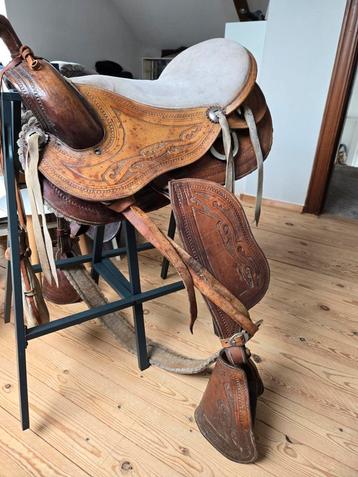 Selle western en cuir 17 pouces, Enlèvement ou Envoi, Comme neuf, Western