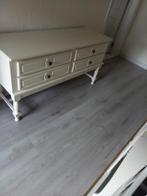 Halkastje, spiegel en lamp, Ophalen