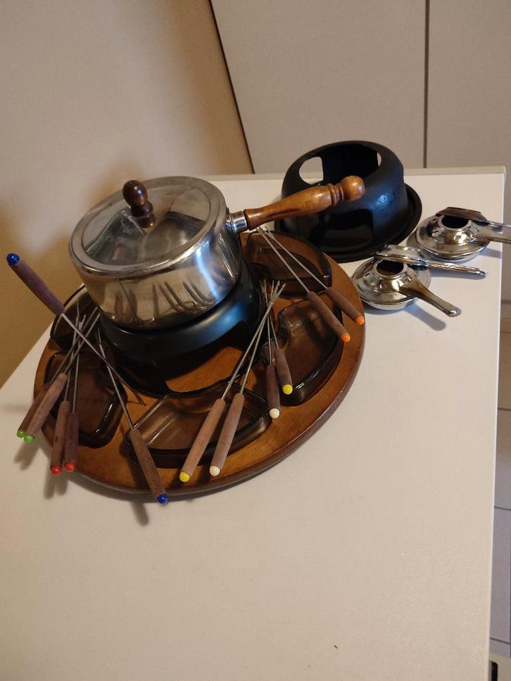 Retro 6-persoonsfondueset met draaiplateau & toebehoren, Elektronische apparatuur, Fonduesets, Gebruikt, Fonduepan, Waxinelicht