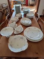 Belle vaisselle ancienne de LIMOGES, plus de 60 pièces, Antiquités & Art, Enlèvement