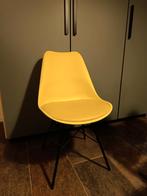 Gele stoel, Ophalen, Zwart