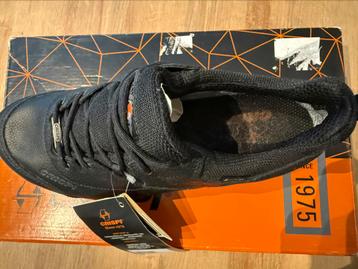 Chaussures homme en cuir Gore-Tex CRISPI point. 42 beschikbaar voor biedingen