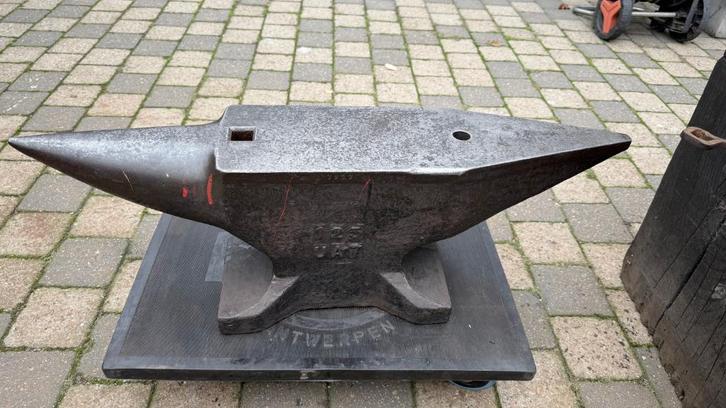 aambeeld + smeedgereedschap, Doe-het-zelf en Bouw, Gereedschap | Handgereedschap, Gebruikt, Ophalen