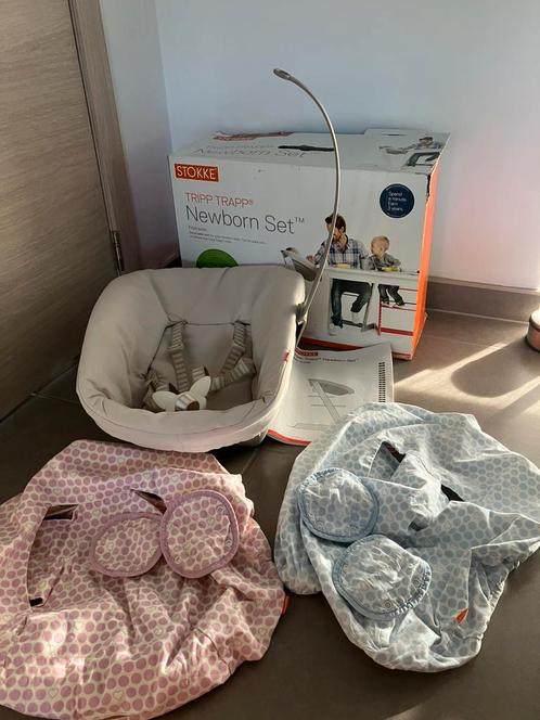 Stokke newborn- set + 2 hoezen + speelboog, Kinderen en Baby's, Kinderstoelen, Zo goed als nieuw, Meegroeistoel, Aanschuifbaar