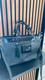 Tas, Ophalen, Zo goed als nieuw