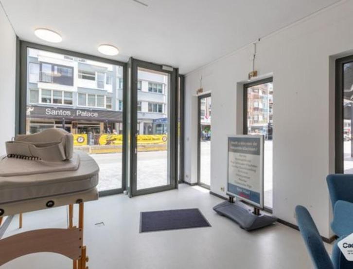 Te koop/ te huur toplocatie Koksijde Zeelaan, Articles professionnels, Immobilier d'entreprise, Espace commercial, Espace commercial