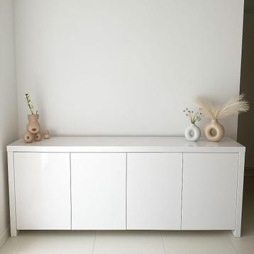 Buffet design blanc laqué beschikbaar voor biedingen