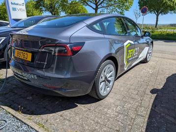 Tesla Model 3 Long Range AWD tva déductible, Autos, Tesla, Capteur de lumière, Argent ou Gris, Achat, Noir