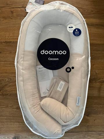 Babynestje Domoo Cocoon beschikbaar voor biedingen