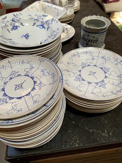 lot porcelein Saks blauw, Antiek en Kunst, Antiek | Servies los, Ophalen