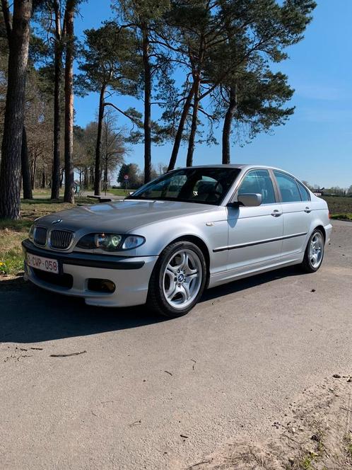 BMW 330i e46, Auto's, BMW, Particulier, 3 Reeks, Benzine, Euro 4, Berline, 5 deurs, Automaat, Zilver of Grijs, Grijs, Leder, Achterwielaandrijving