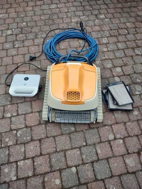 Zwembad robot dolphin acuarius R2, Tuin en Terras, Zwembad-toebehoren, Zo goed als nieuw, Ophalen
