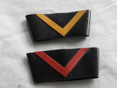 Gereserveerd - 2 x streep voor epaulet, Verzamelen, Militaria | Algemeen, Landmacht, Embleem of Badge, Ophalen of Verzenden