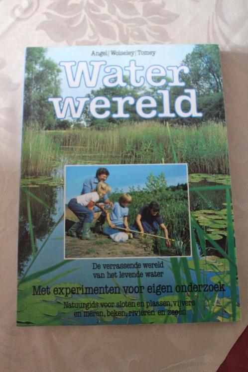 Heather Angel/Pat Wolseley/Wim A. Tomey - Waterwereld, Boeken, Natuur, Gelezen, Natuur algemeen, Ophalen of Verzenden