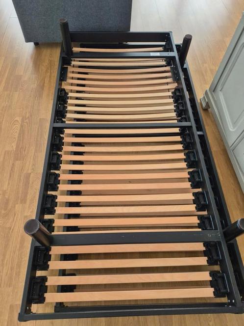 Sommier Lattoflex comme neuf, Huis en Inrichting, Slaapkamer | Matrassen en Bedbodems, Zo goed als nieuw, Bedbodem, 200 cm, Ophalen