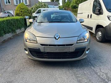 Renault Megane Megane 2.0i Dynamic beschikbaar voor biedingen
