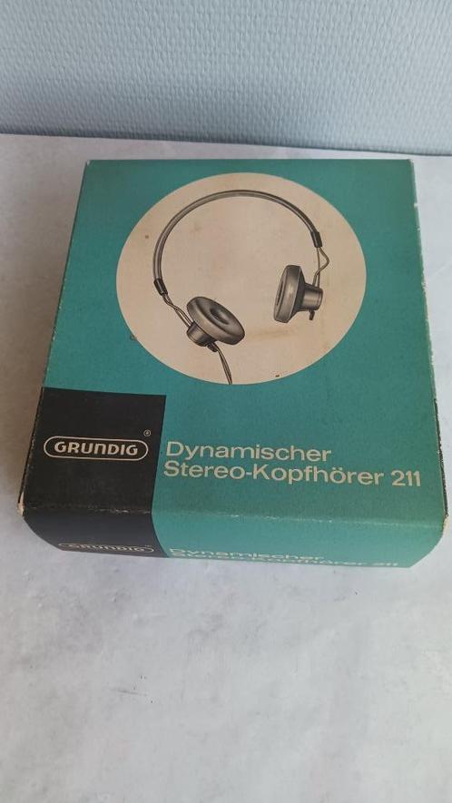 Vintage - Casque Grundig 211, TV, Hi-fi & Vidéo, Casques audio, Comme neuf, Circum-aural, Autres marques, Enlèvement ou Envoi