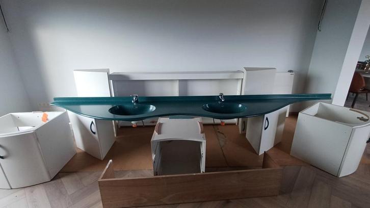 Badkamermeubel, Immo, Appartementen en Studio's te huur