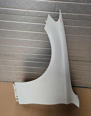 Scherm Spatbord Mercedes C Klasse W205 Links Origineel Alumi beschikbaar voor biedingen