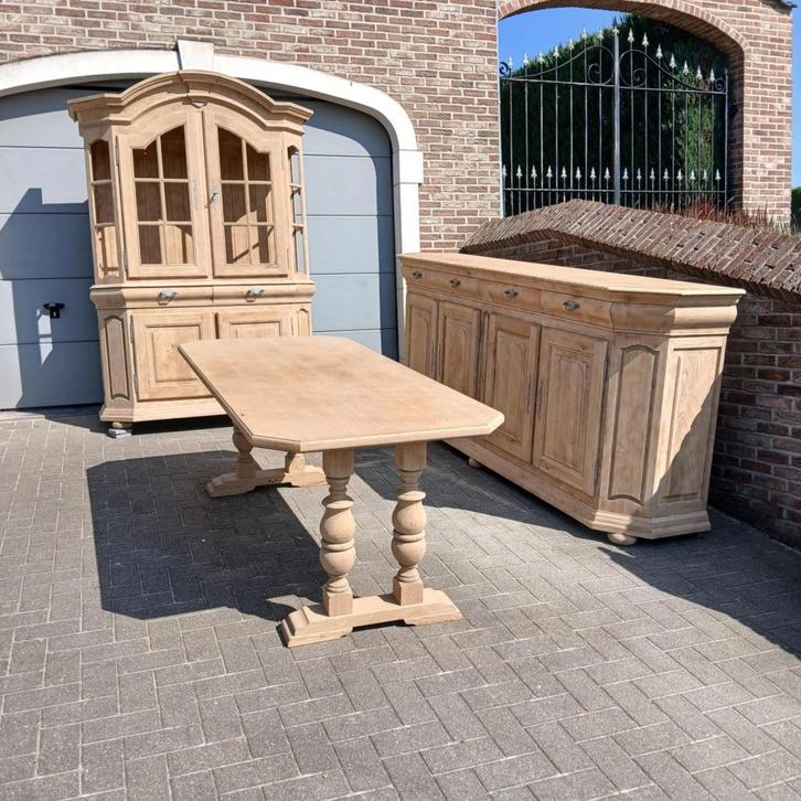 gezandstraalde eiken eetkamer en nog veel meer, Huis en Inrichting, Kasten | Buffetkasten, Zo goed als nieuw, Ophalen