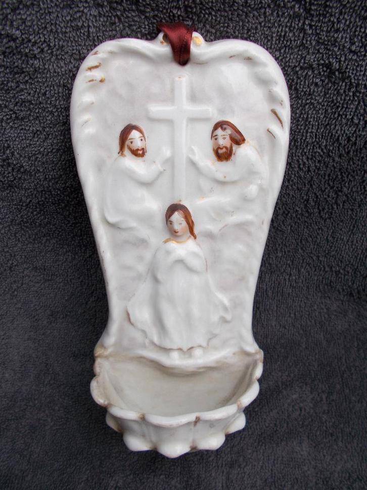 Wijwatervat porselein : opneming Maria in de hemel, Antiek en Kunst, Antiek | Religieuze voorwerpen, Ophalen of Verzenden