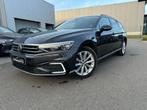 Vw Passat GTE, plug-in hybride, CARPLAY/ CAMERA 360/ KEYLESS, Auto's, Volkswagen, Stof, Euro 6, 4 cilinders, 31 g/km
